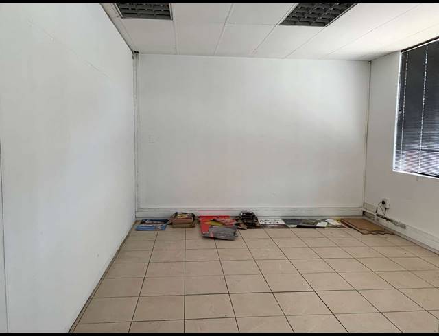 2,000M² FACTORY TO LET IN BEACONVALE